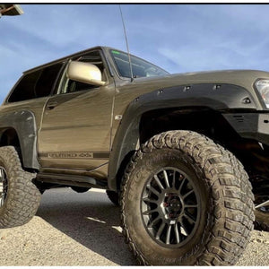 نيسان باترول Y61 Series 4 05-23، 2DR، أجنحة جانبية